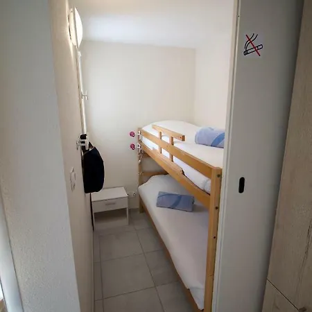 Apartment Studio Cabine Proche Plage Au Calme Agde